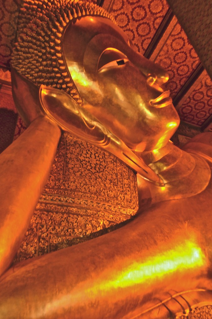 The Reclining Buddha, Wat Pho - Bangkok, Thailand